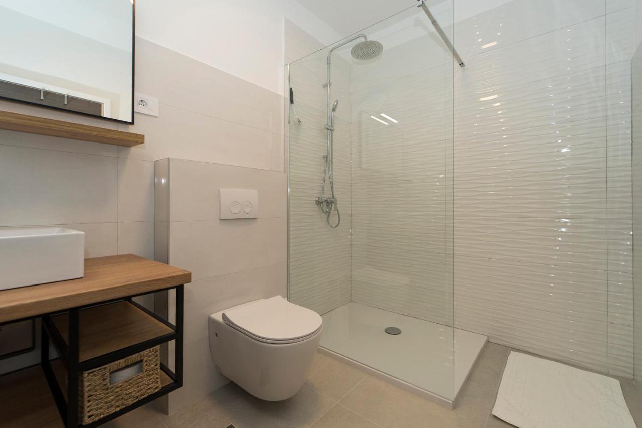 Apartments Bisko Прижба Екстериор снимка