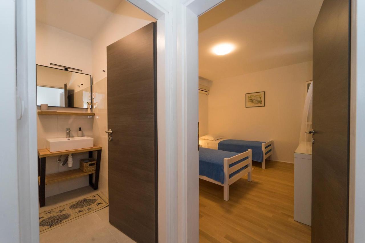 Apartments Bisko Прижба Екстериор снимка